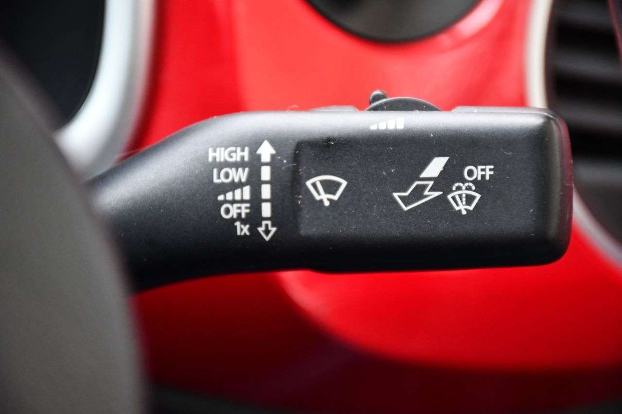 2014 VOLKSWAGEN BEETLE 2014 VOLKSWAGEN BEETLE