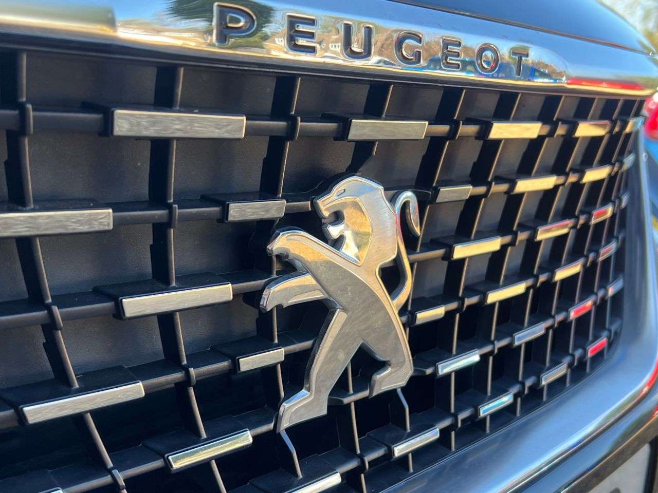 2020 PEUGEOT 3008 2020 PEUGEOT 3008