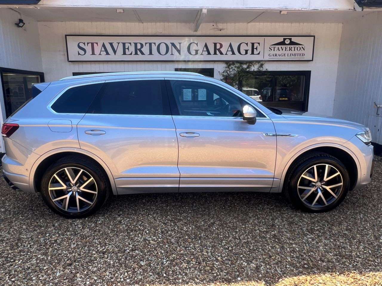 null VOLKSWAGEN TOUAREG null VOLKSWAGEN TOUAREG