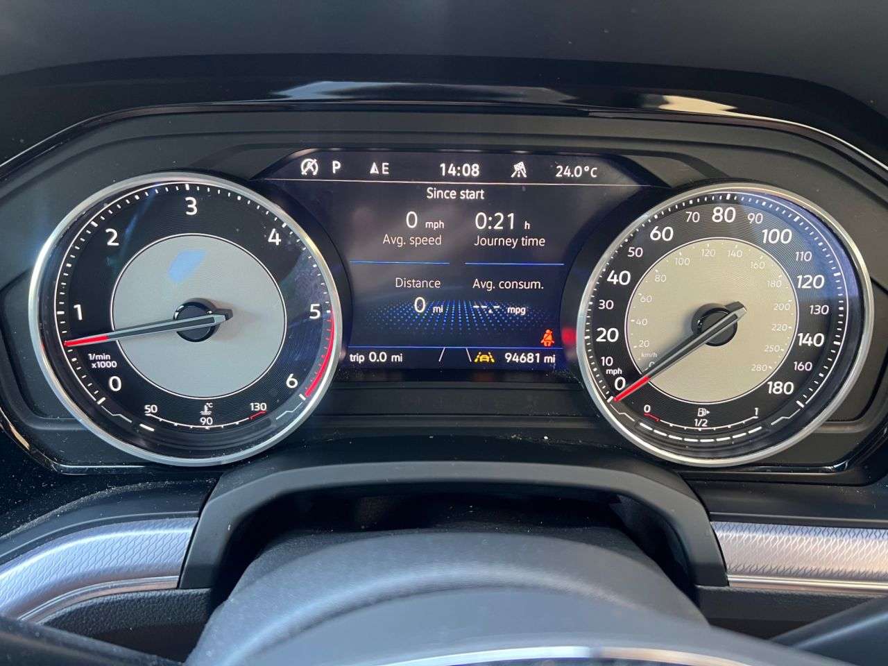 null VOLKSWAGEN TOUAREG null VOLKSWAGEN TOUAREG