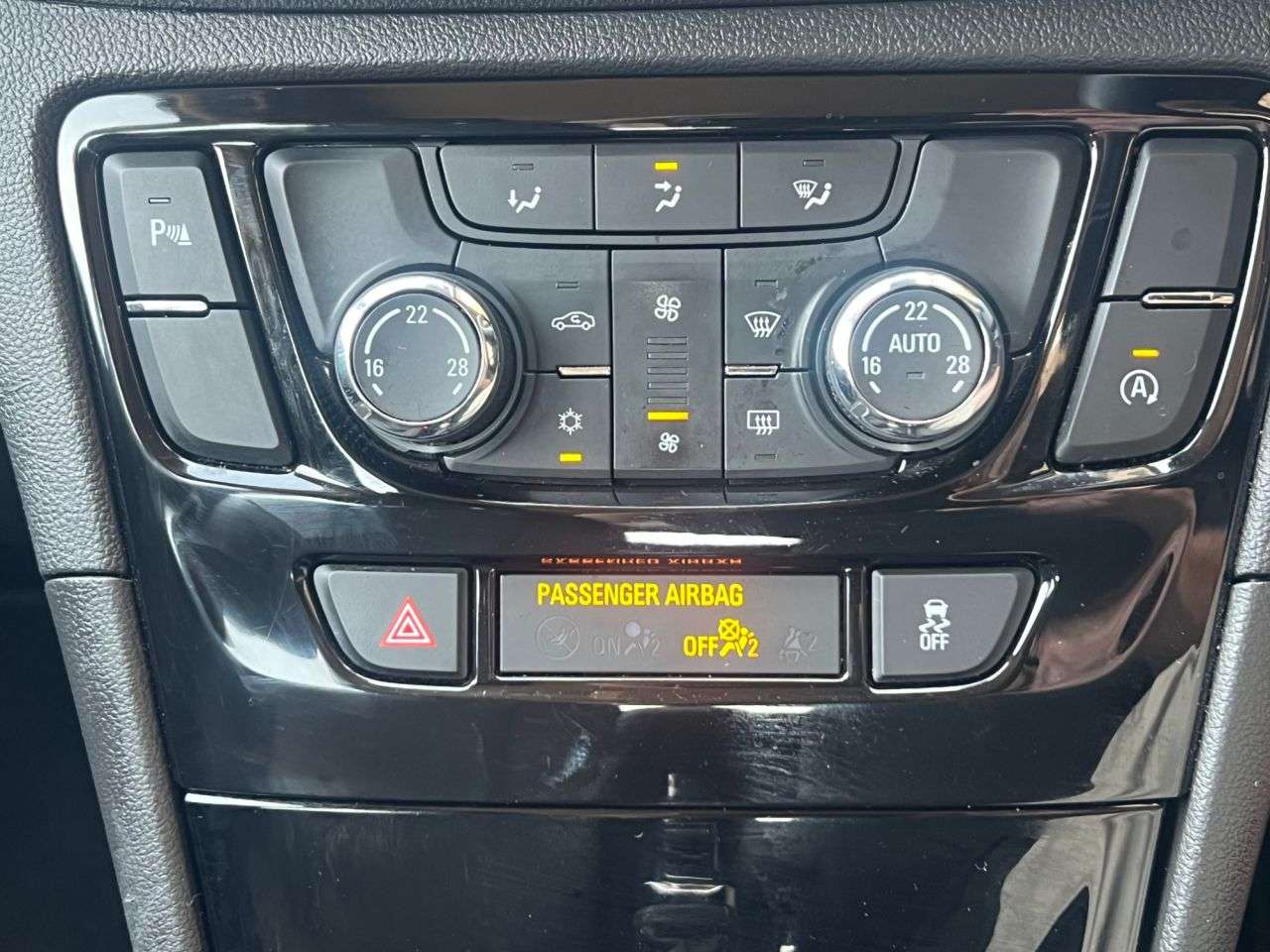 2017 VAUXHALL MOKKA X 2017 VAUXHALL MOKKA X