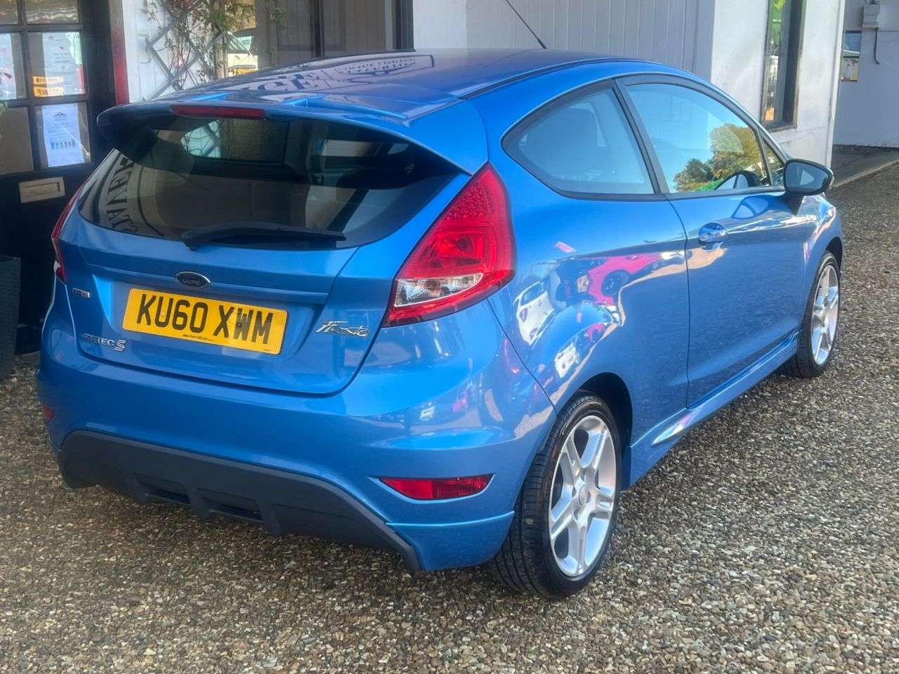 2010 FORD FIESTA 2010 FORD FIESTA