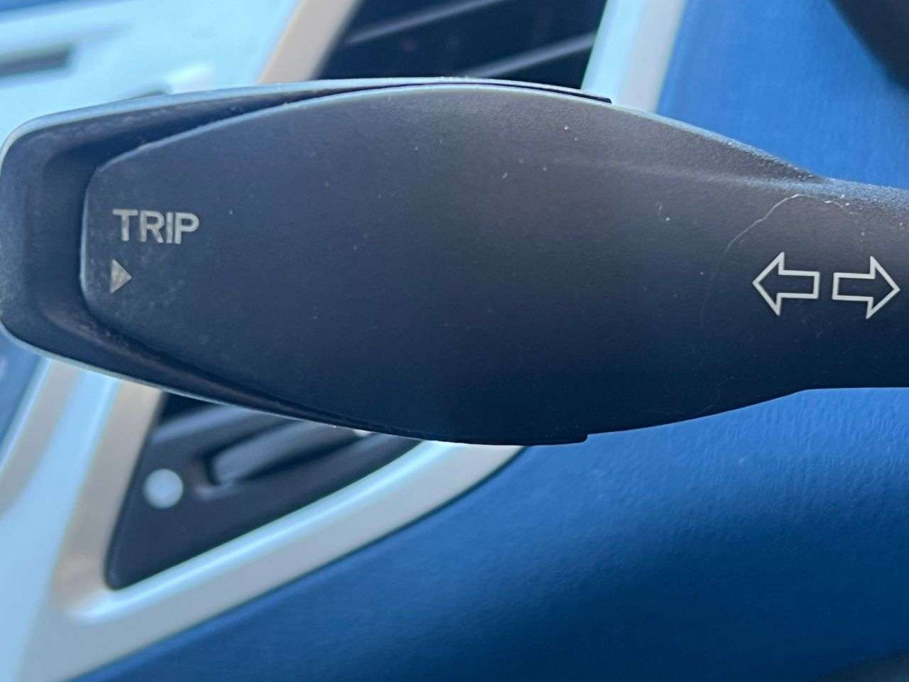 2010 FORD FIESTA 2010 FORD FIESTA