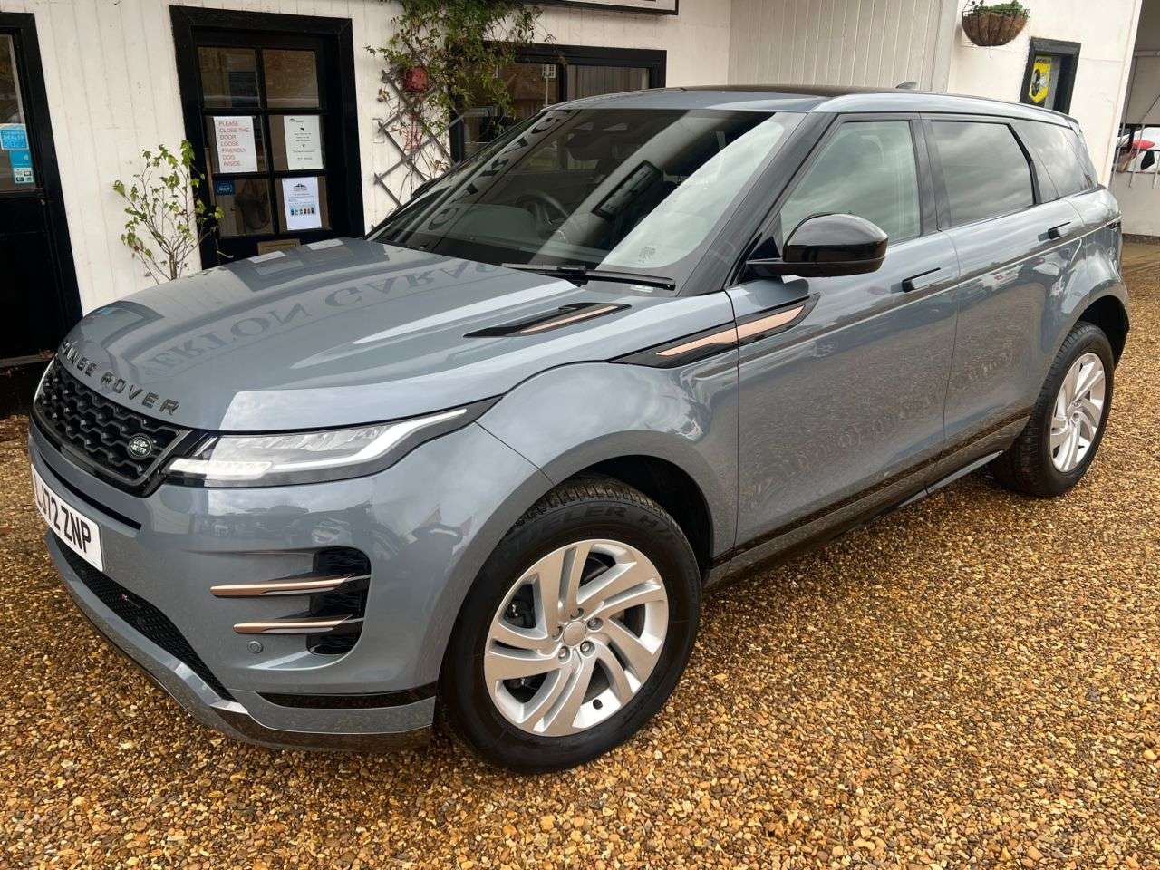 2022 LAND ROVER RANGE ROVER EVOQUE 2022 LAND ROVER RANGE ROVER EVOQUE