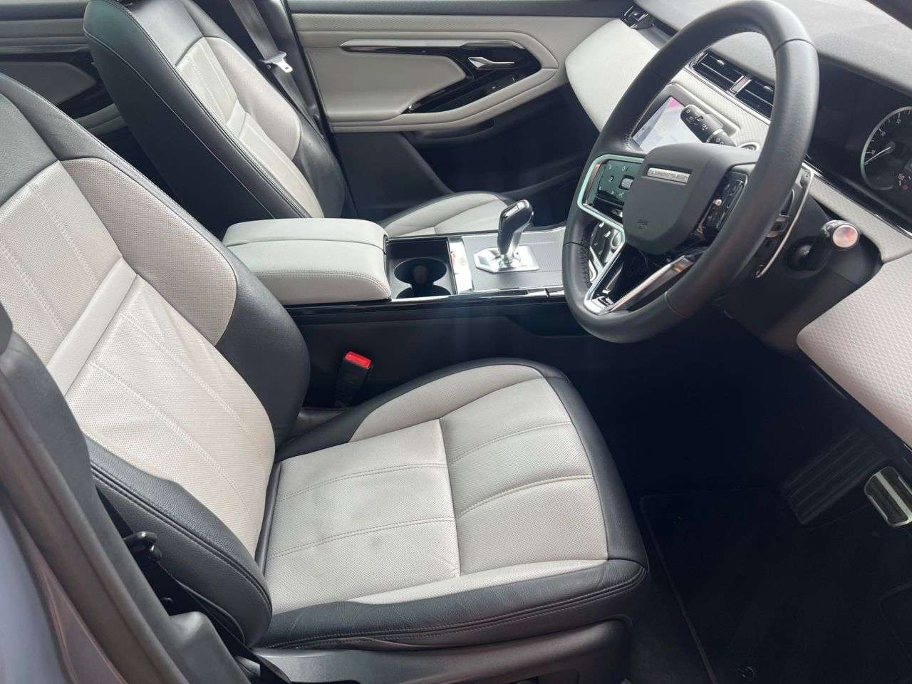 2022 LAND ROVER RANGE ROVER EVOQUE 2022 LAND ROVER RANGE ROVER EVOQUE