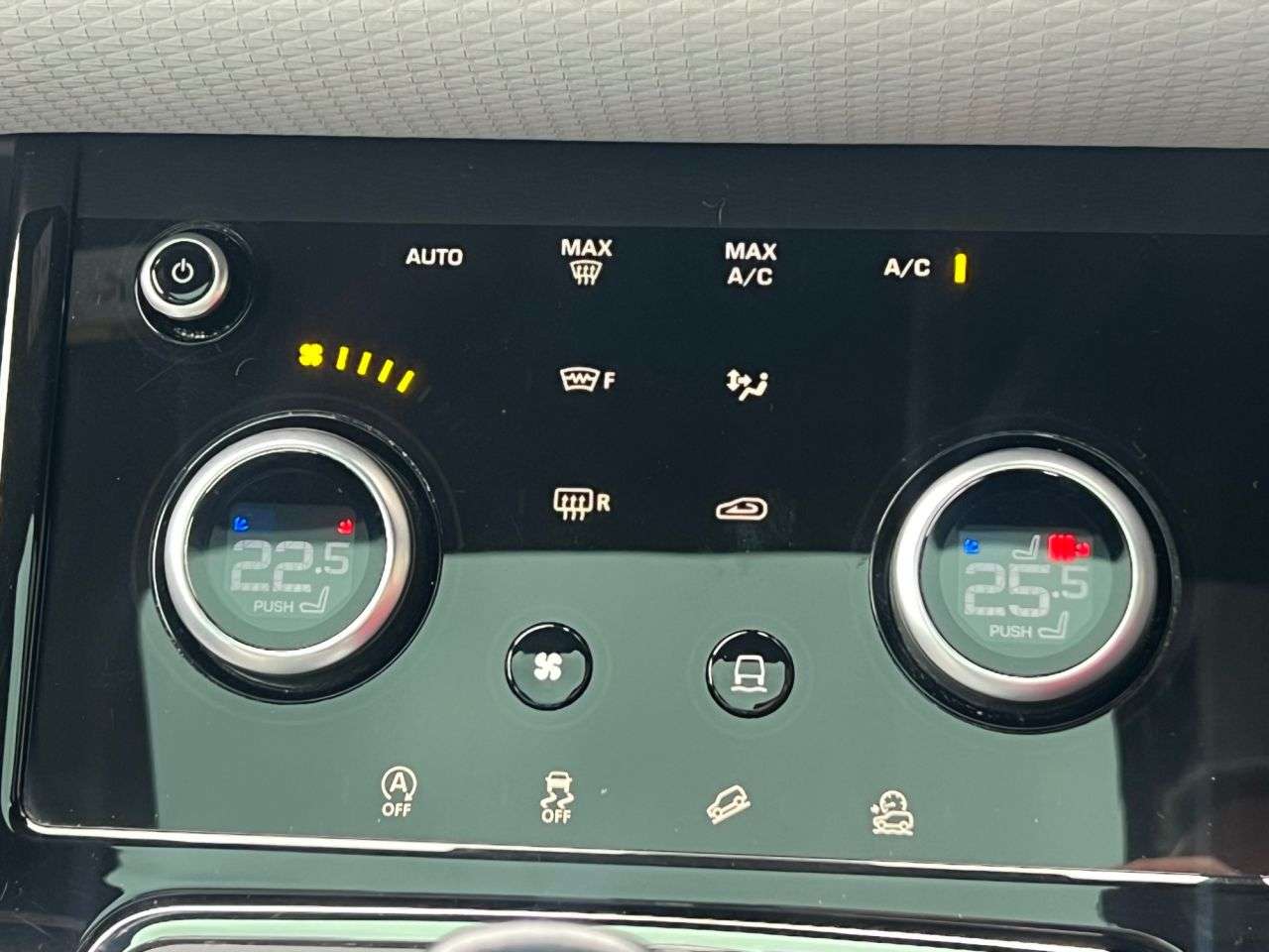 2022 LAND ROVER RANGE ROVER EVOQUE 2022 LAND ROVER RANGE ROVER EVOQUE