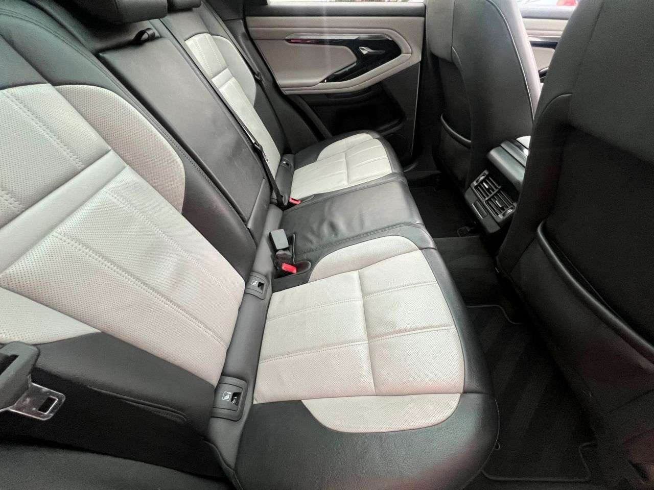 2022 LAND ROVER RANGE ROVER EVOQUE 2022 LAND ROVER RANGE ROVER EVOQUE