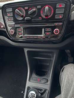 2014 VOLKSWAGEN UP! 2014 VOLKSWAGEN UP!