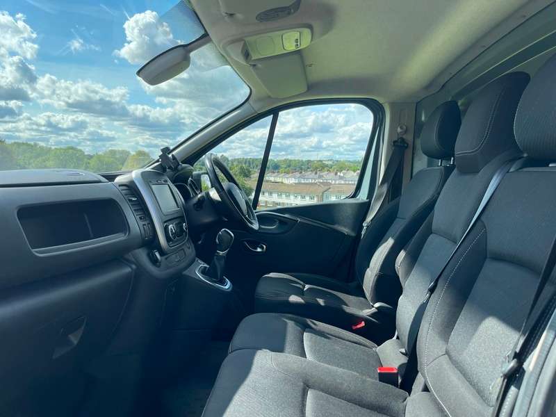 2020 RENAULT TRAFIC 2020 RENAULT TRAFIC