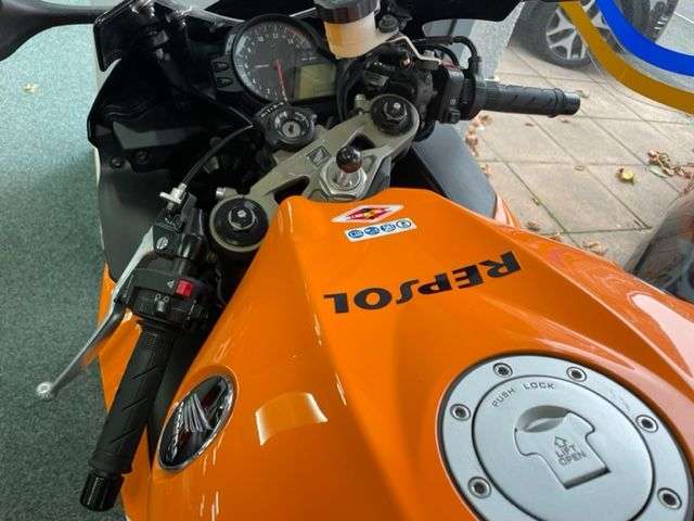 2011 HONDA CBR 2011 HONDA CBR