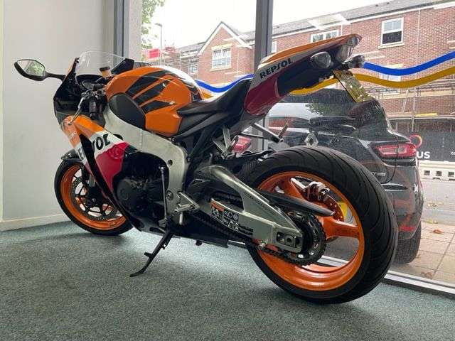 2011 HONDA CBR 2011 HONDA CBR