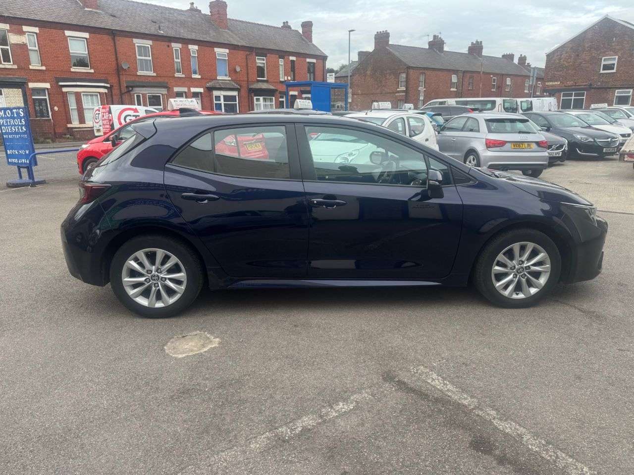 2023 TOYOTA COROLLA 2023 TOYOTA COROLLA