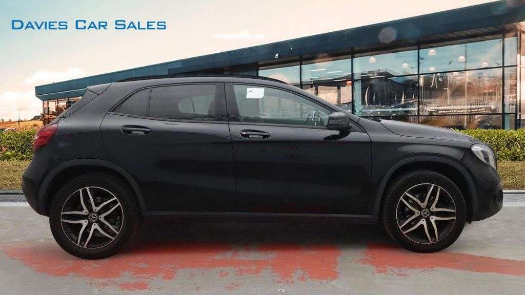2019 MERCEDES-BENZ GLA CLASS 2019 MERCEDES-BENZ GLA CLASS