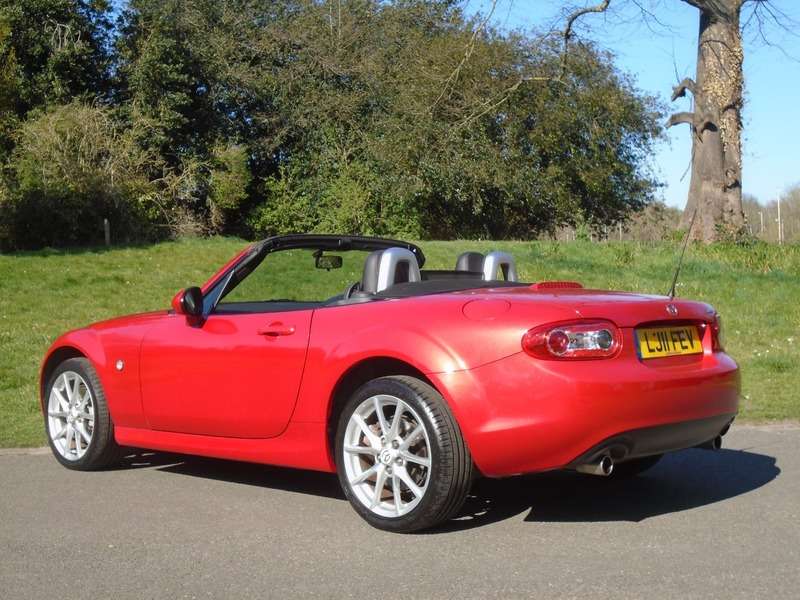 2011 MAZDA MX-5 2011 MAZDA MX-5