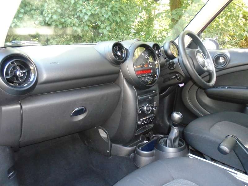 2015 MINI COUNTRYMAN 2015 MINI COUNTRYMAN