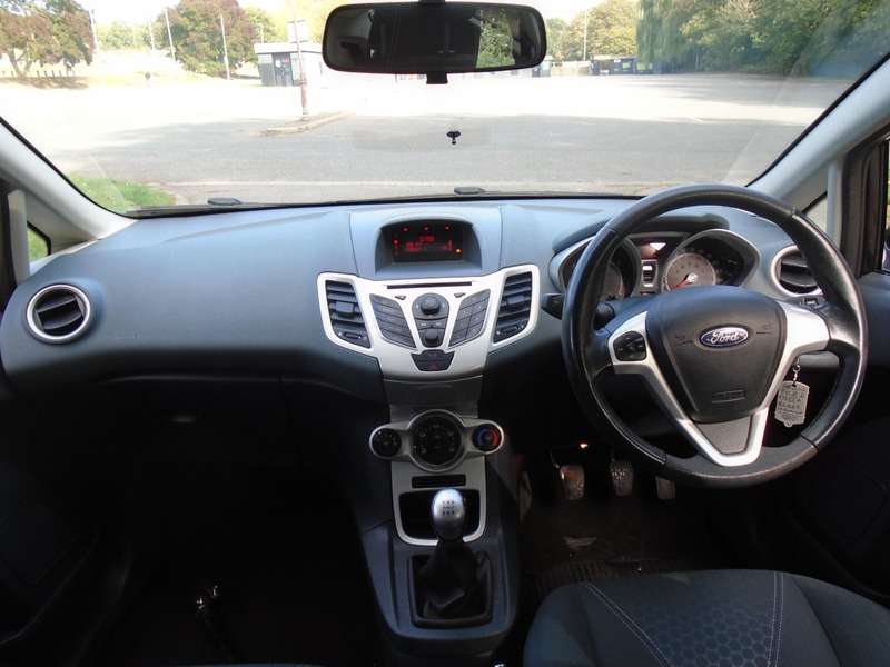 2010 FORD FIESTA 2010 FORD FIESTA