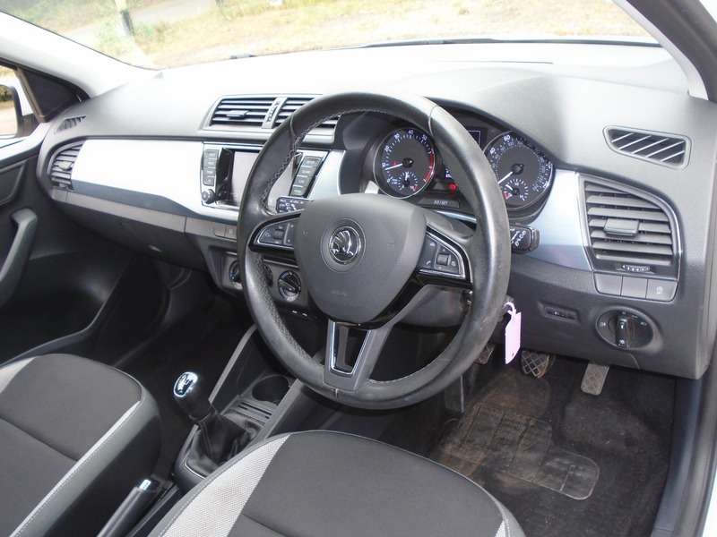 2016 SKODA FABIA 2016 SKODA FABIA