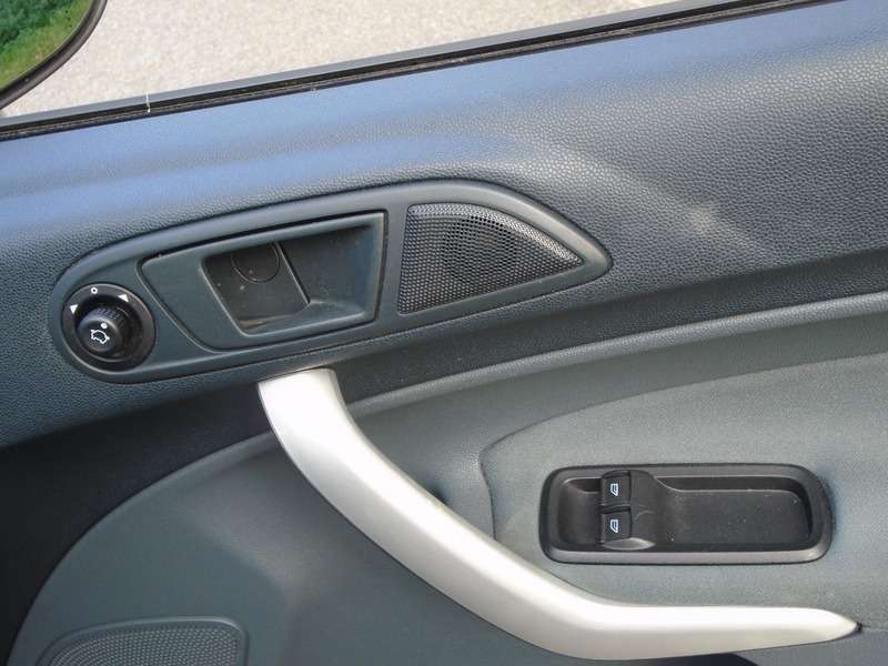 2010 FORD FIESTA 2010 FORD FIESTA