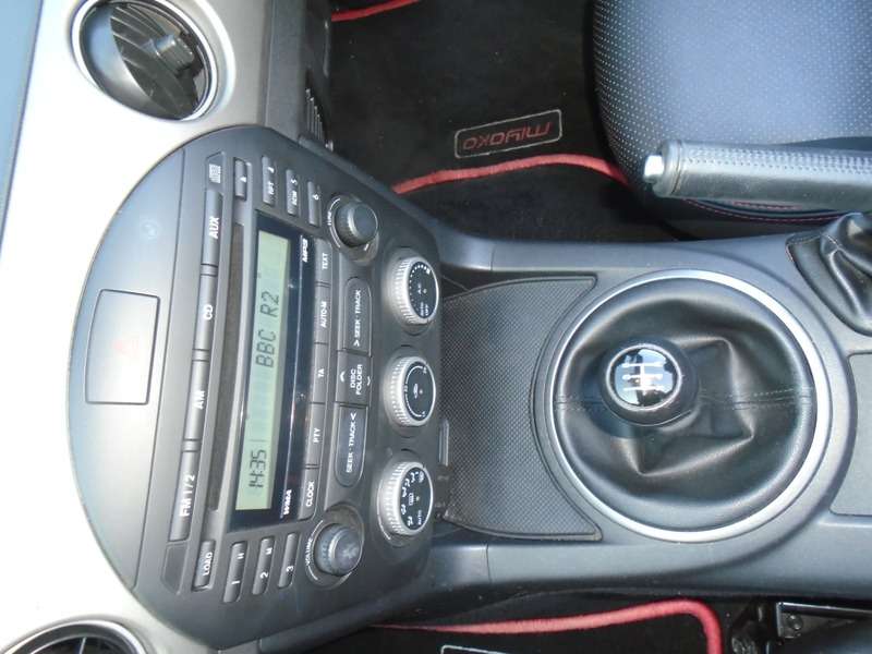 2011 MAZDA MX-5 2011 MAZDA MX-5