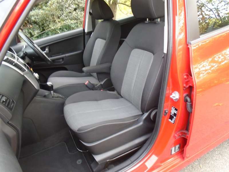 2011 KIA VENGA 2011 KIA VENGA