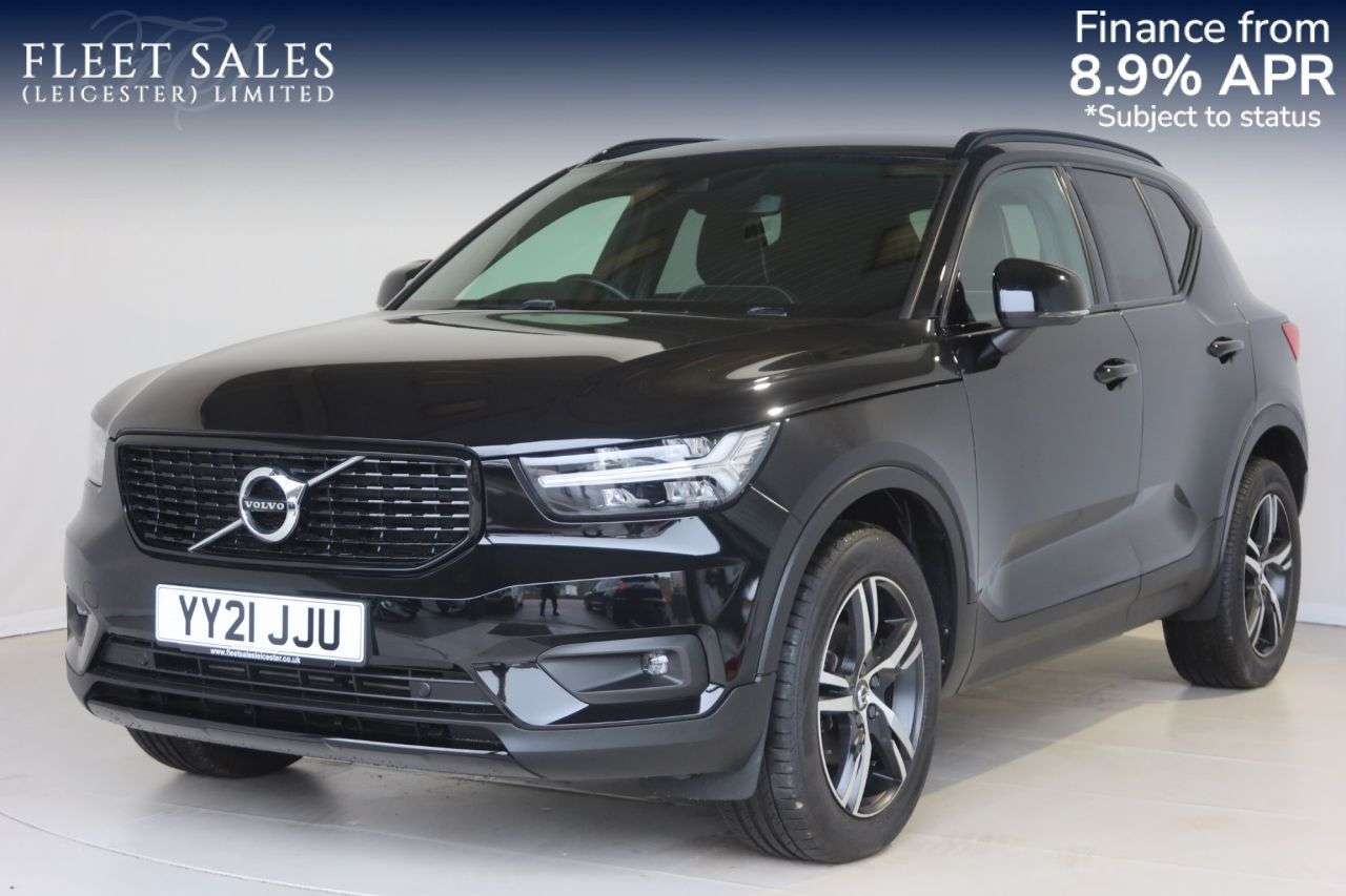 2021 VOLVO XC40 2021 VOLVO XC40