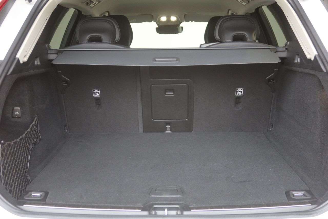 2022 VOLVO XC60 2022 VOLVO XC60