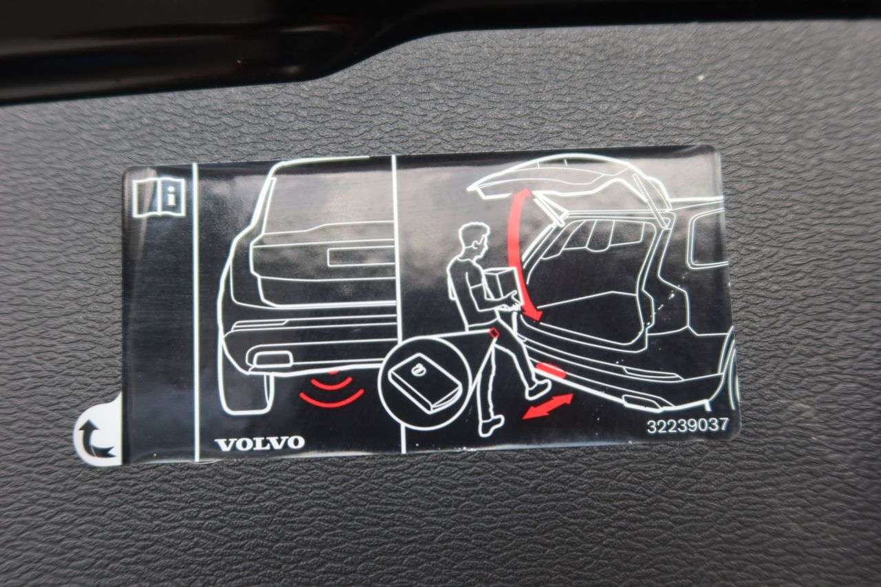 2022 VOLVO V60 2022 VOLVO V60