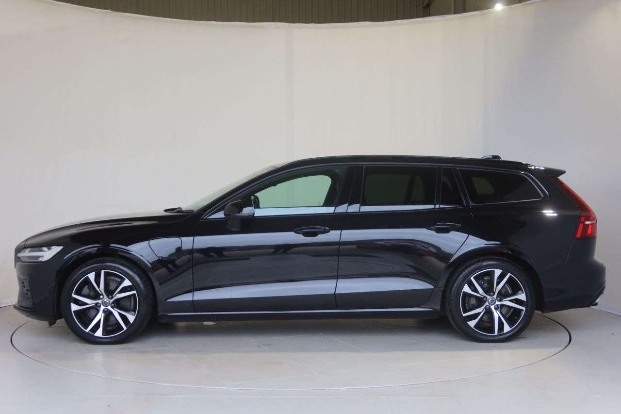 2022 VOLVO V60 2022 VOLVO V60