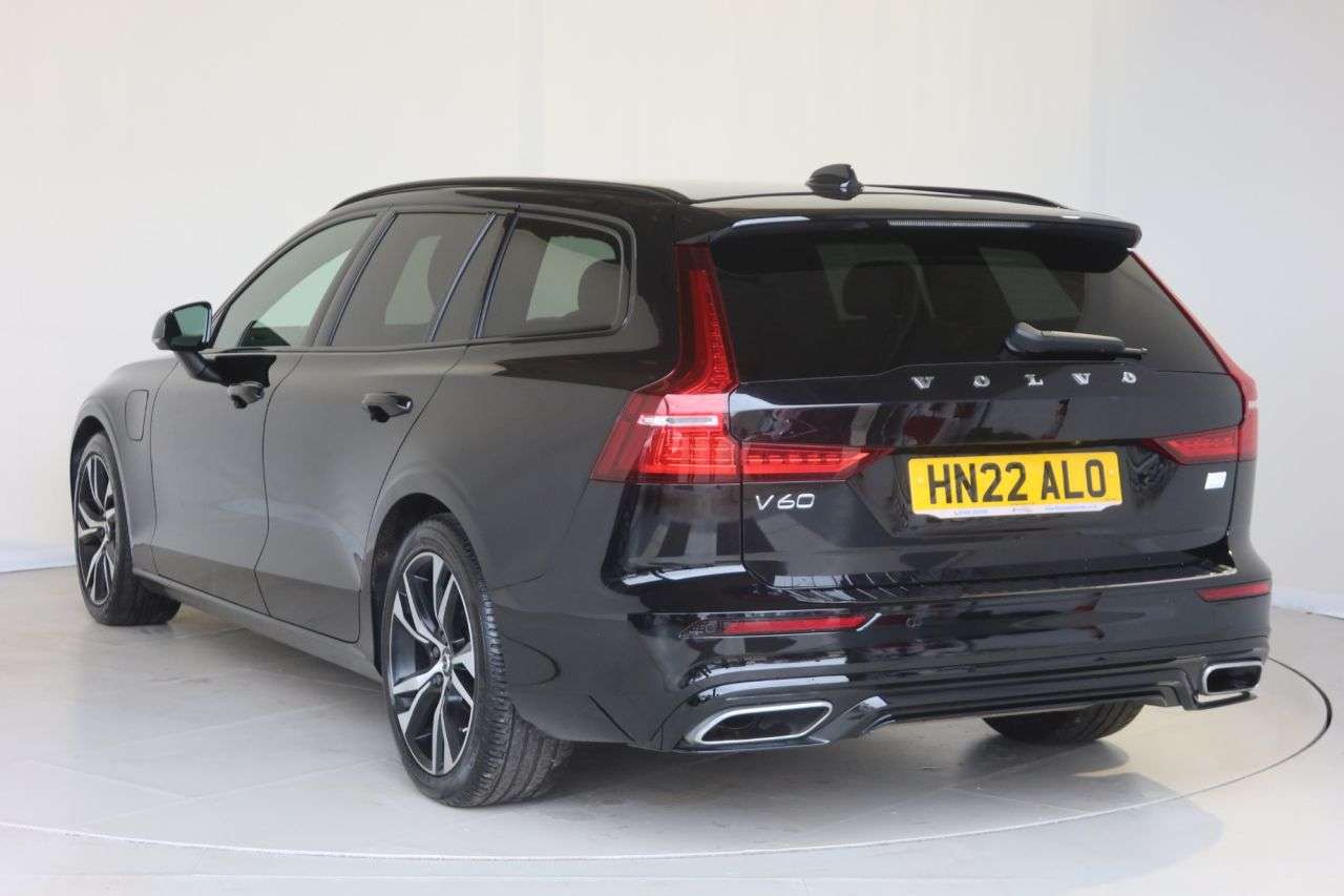 2022 VOLVO V60 2022 VOLVO V60