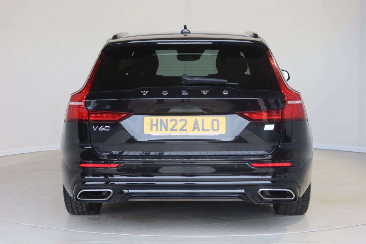 2022 VOLVO V60 2022 VOLVO V60
