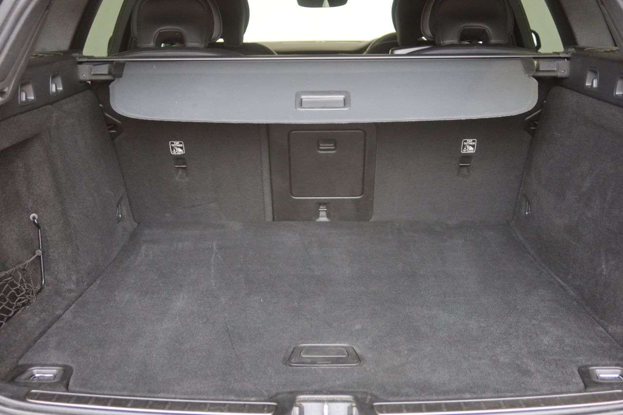 2022 VOLVO V60 2022 VOLVO V60