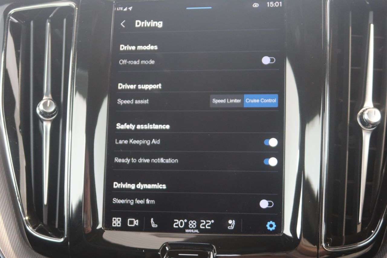 2022 VOLVO XC60 2022 VOLVO XC60