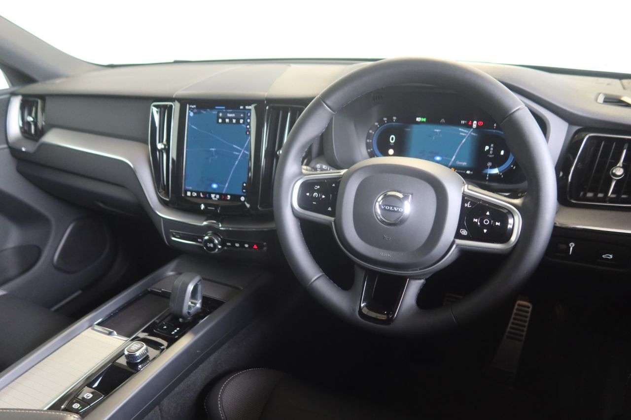 2022 VOLVO XC60 2022 VOLVO XC60