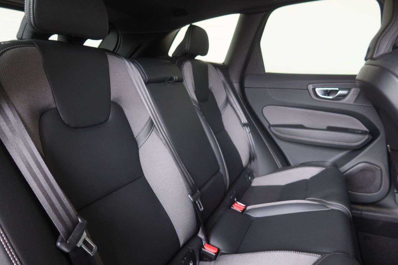 2022 VOLVO XC60 2022 VOLVO XC60