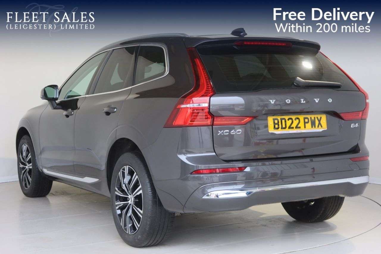 2022 VOLVO XC60 2022 VOLVO XC60