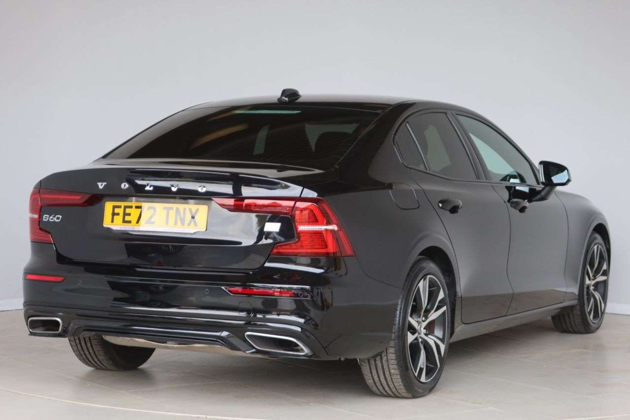 2022 VOLVO S60 2022 VOLVO S60