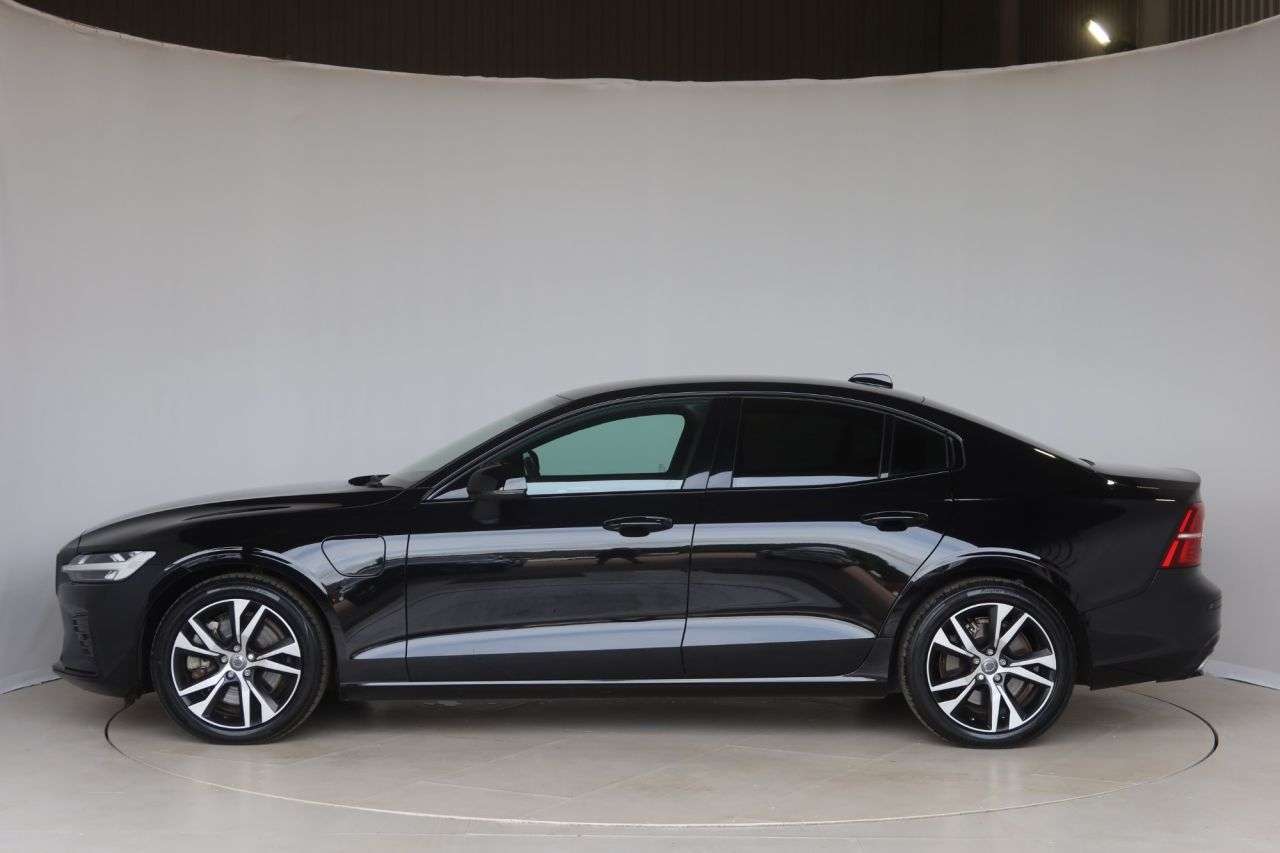 2022 VOLVO S60 2022 VOLVO S60