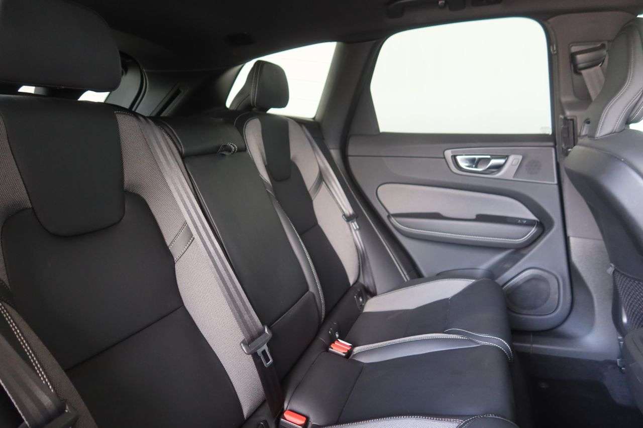 2022 VOLVO XC60 2022 VOLVO XC60