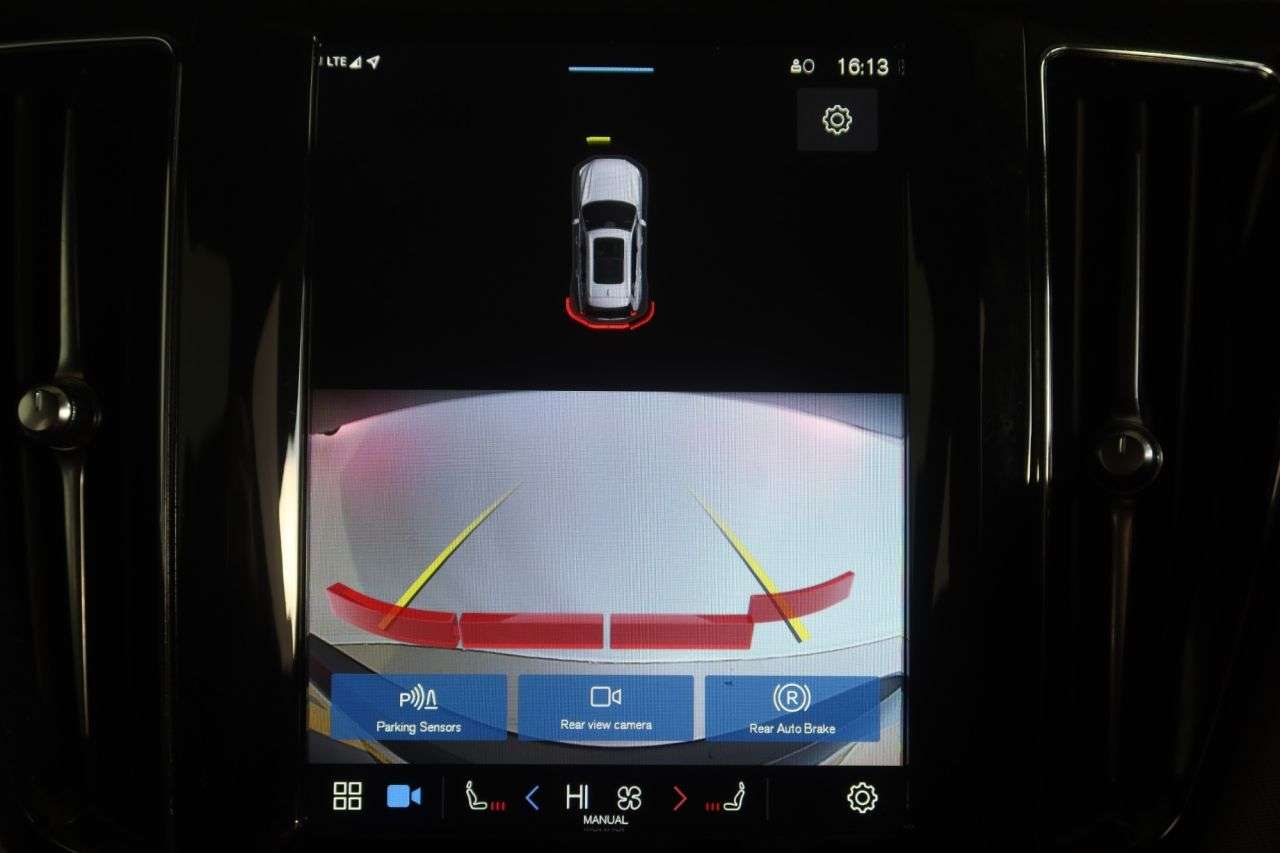 2021 VOLVO XC60 2021 VOLVO XC60