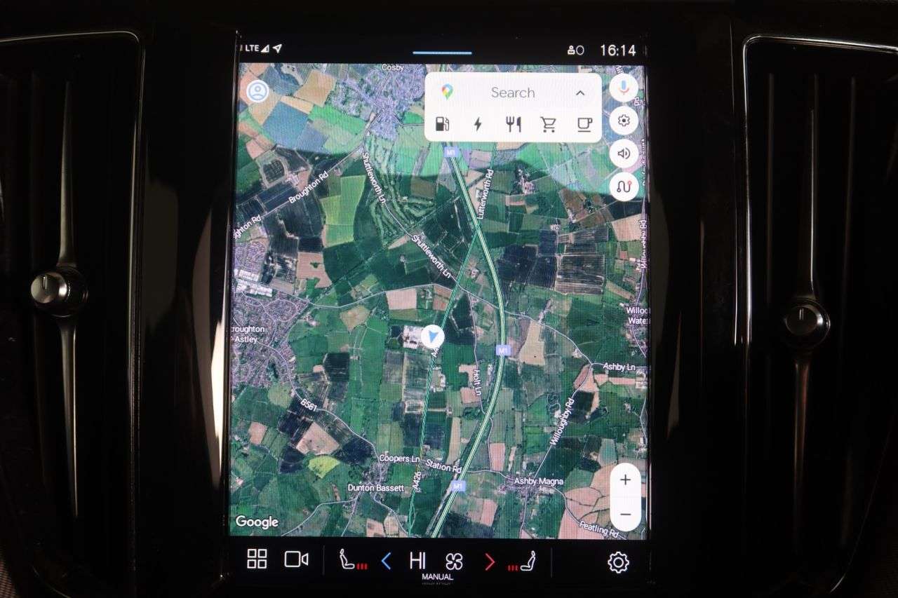 2021 VOLVO XC60 2021 VOLVO XC60