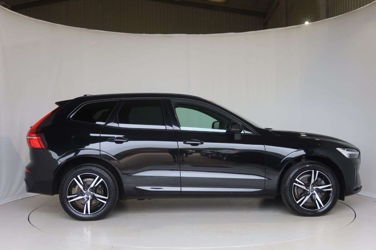 2021 VOLVO XC60 2021 VOLVO XC60