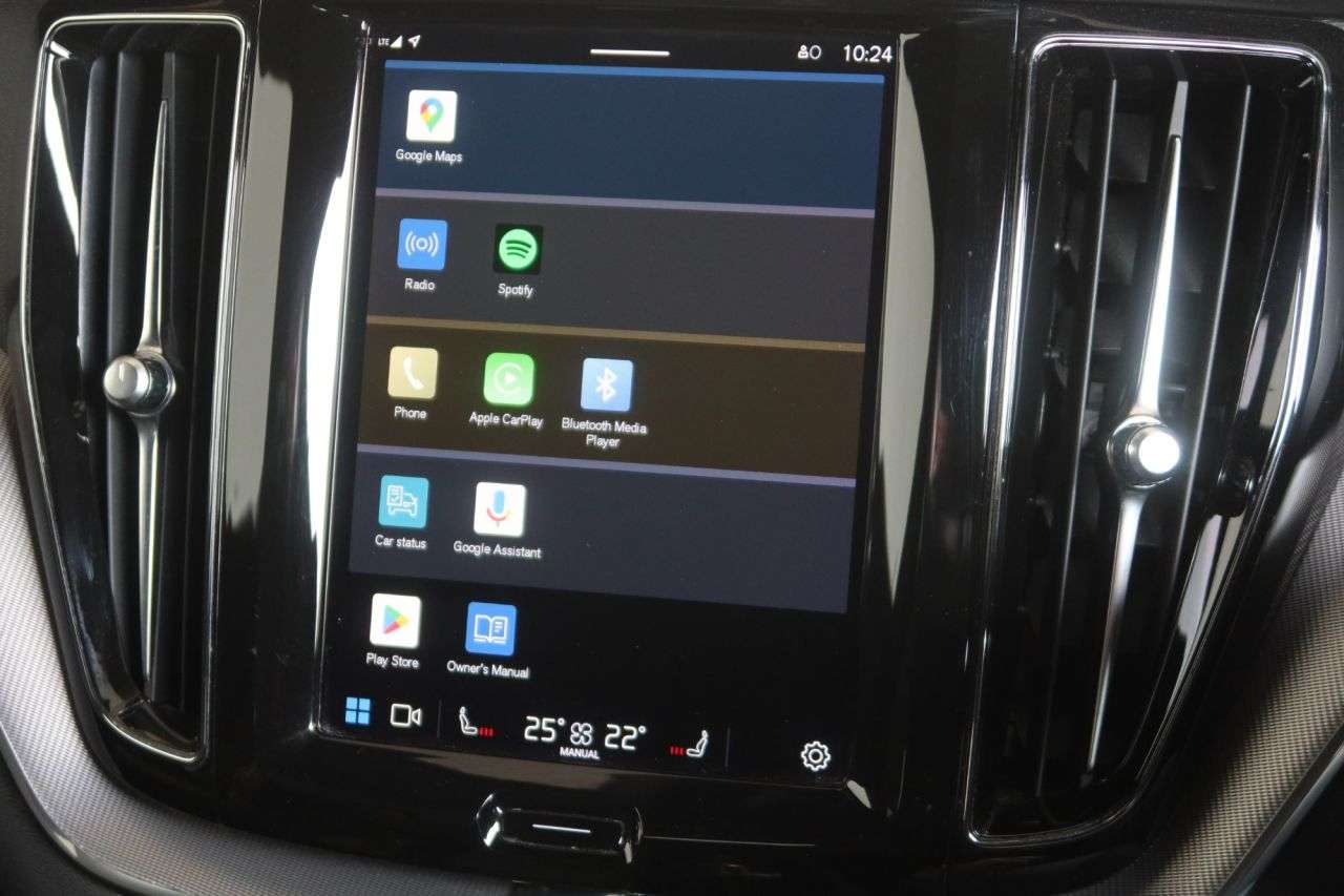 2021 VOLVO XC60 2021 VOLVO XC60