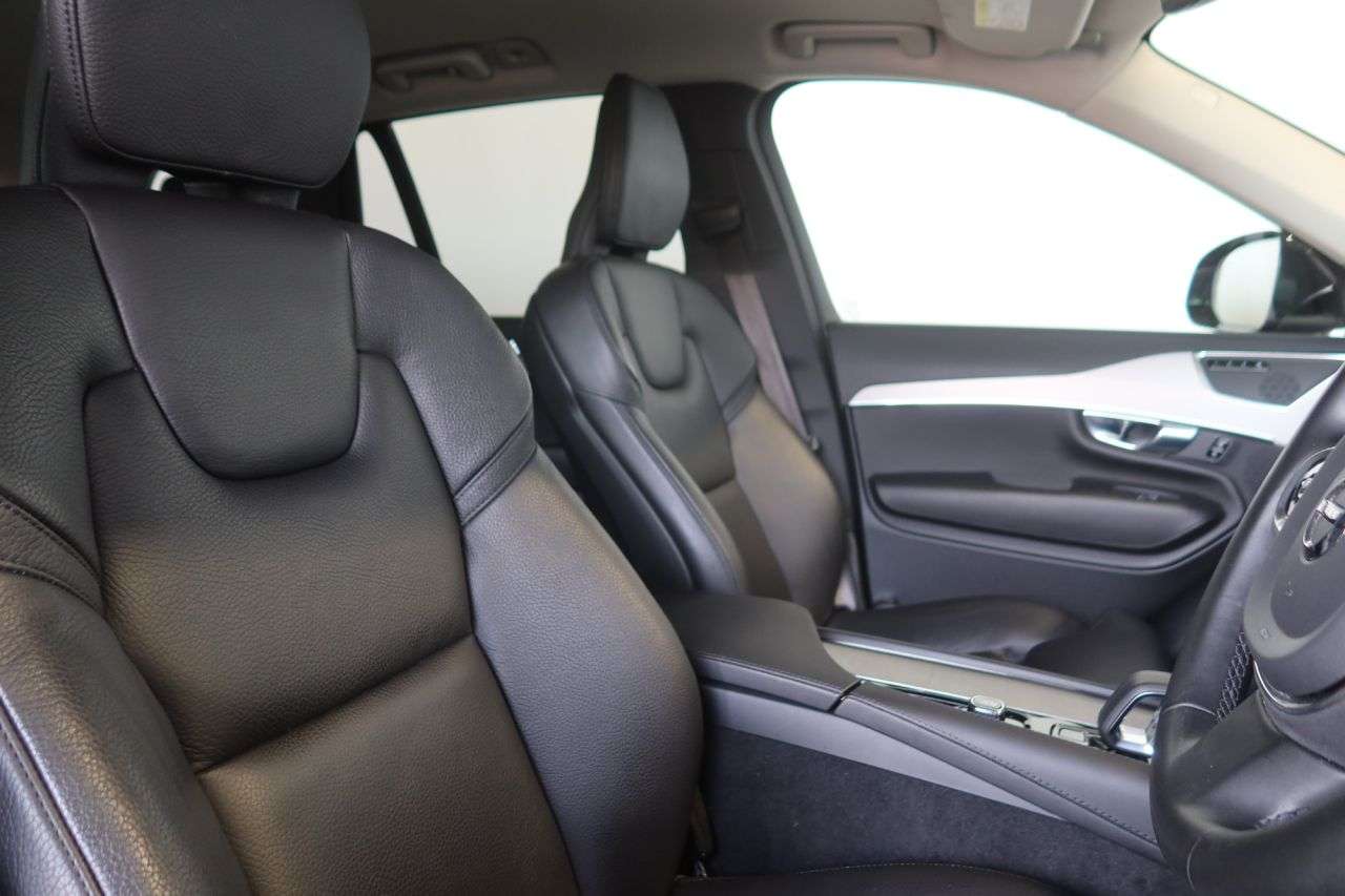 2022 VOLVO XC90 2022 VOLVO XC90