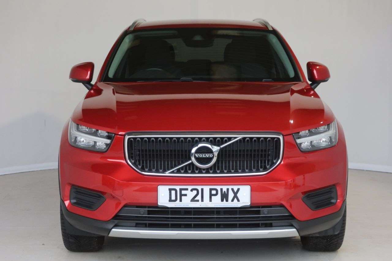 2021 VOLVO XC40 2021 VOLVO XC40