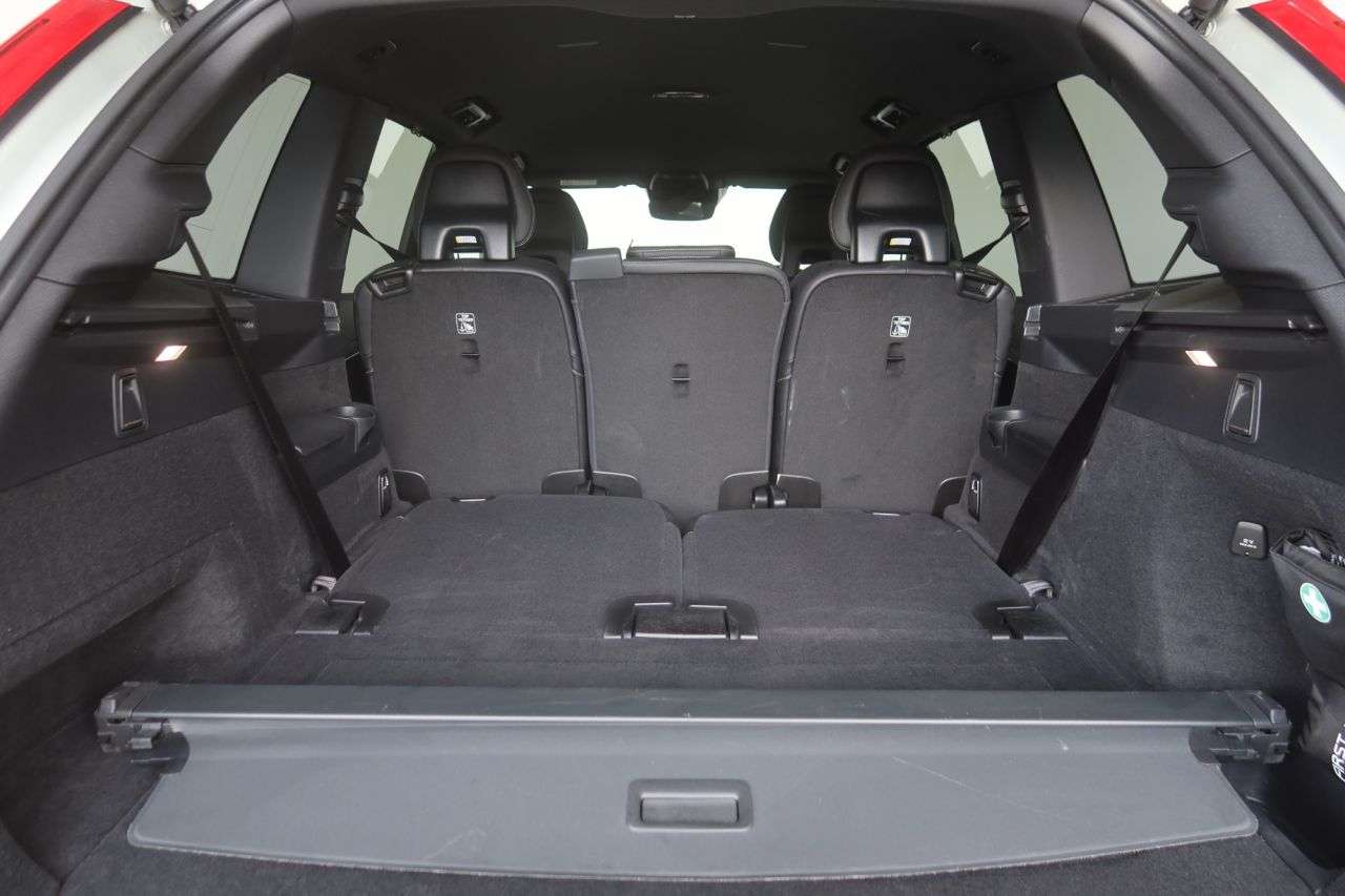 2021 VOLVO XC90 2021 VOLVO XC90