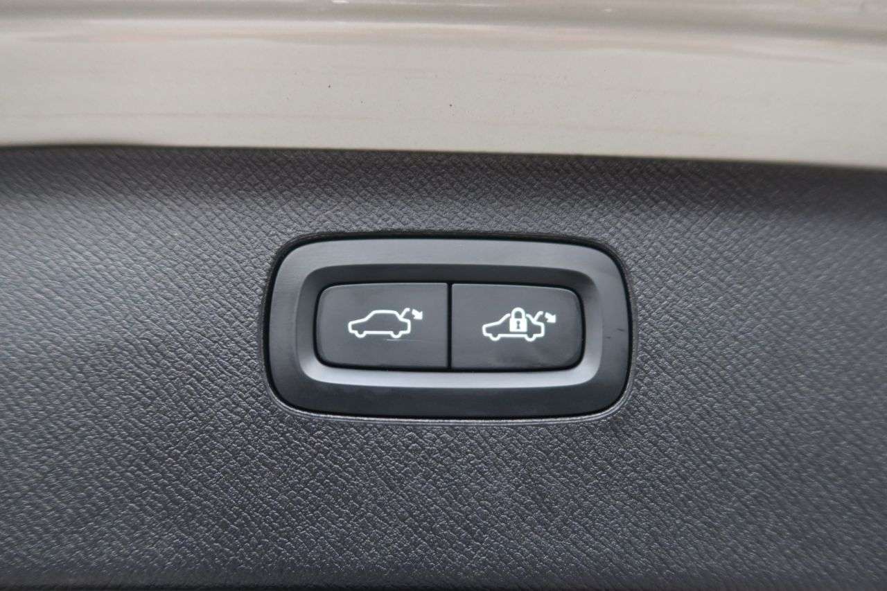 2021 VOLVO XC90 2021 VOLVO XC90