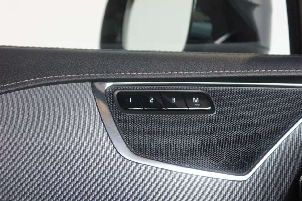 2021 VOLVO XC90 2021 VOLVO XC90