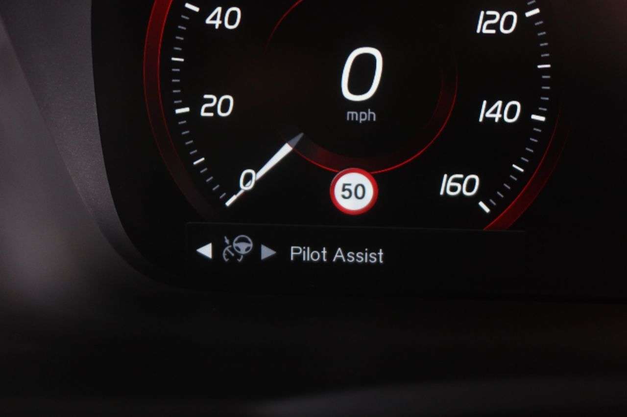 2021 VOLVO XC90 2021 VOLVO XC90