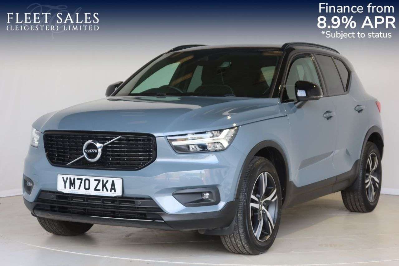 2021 VOLVO XC40 2021 VOLVO XC40