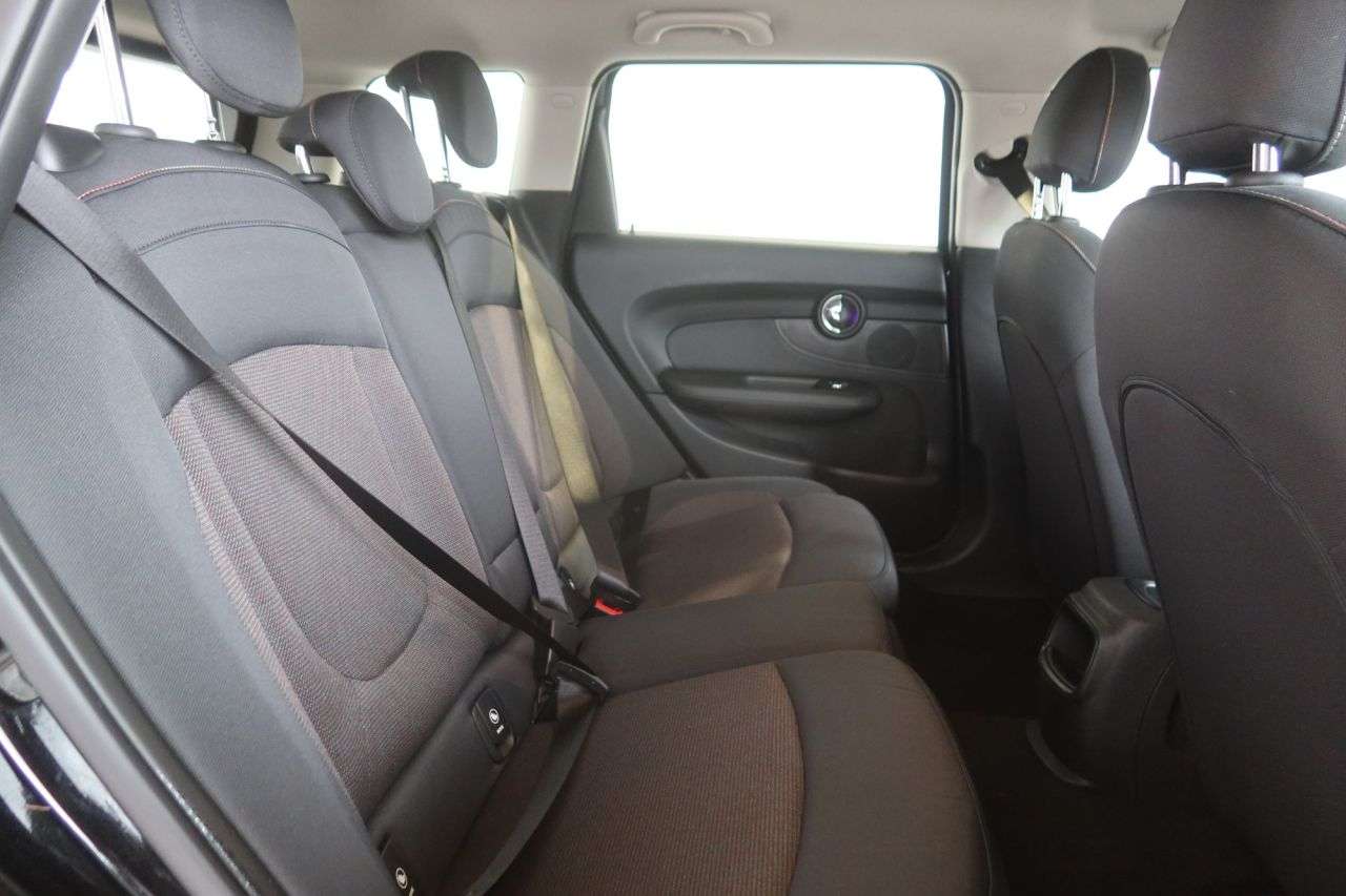 2020 MINI CLUBMAN 2020 MINI CLUBMAN